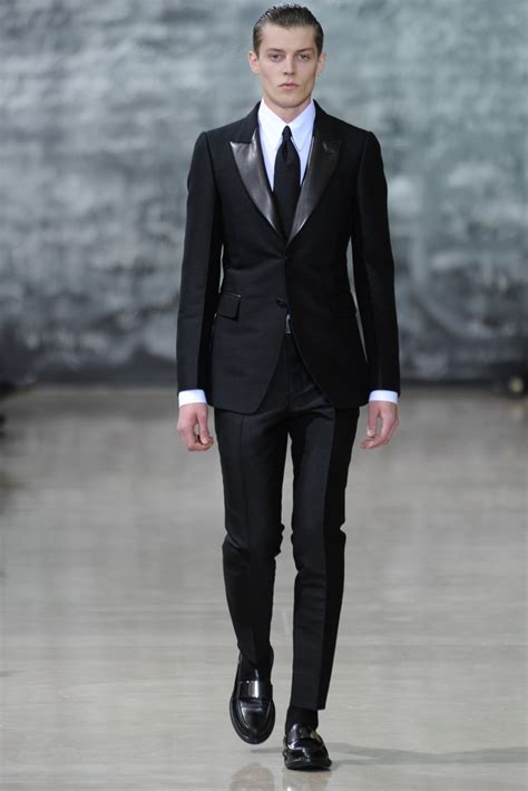 yves saint laurent men spring 2010|Yves Saint Laurent Men’s RTW Spring 2010 .